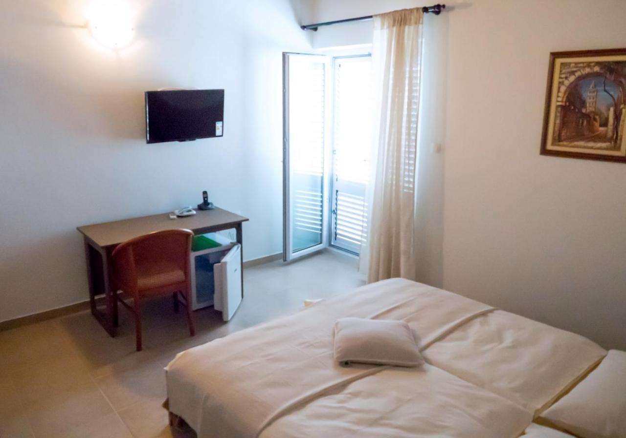 Apartment-Rooms Preka Palit Екстер'єр фото