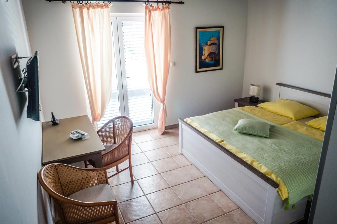 Apartment-Rooms Preka Palit Екстер'єр фото