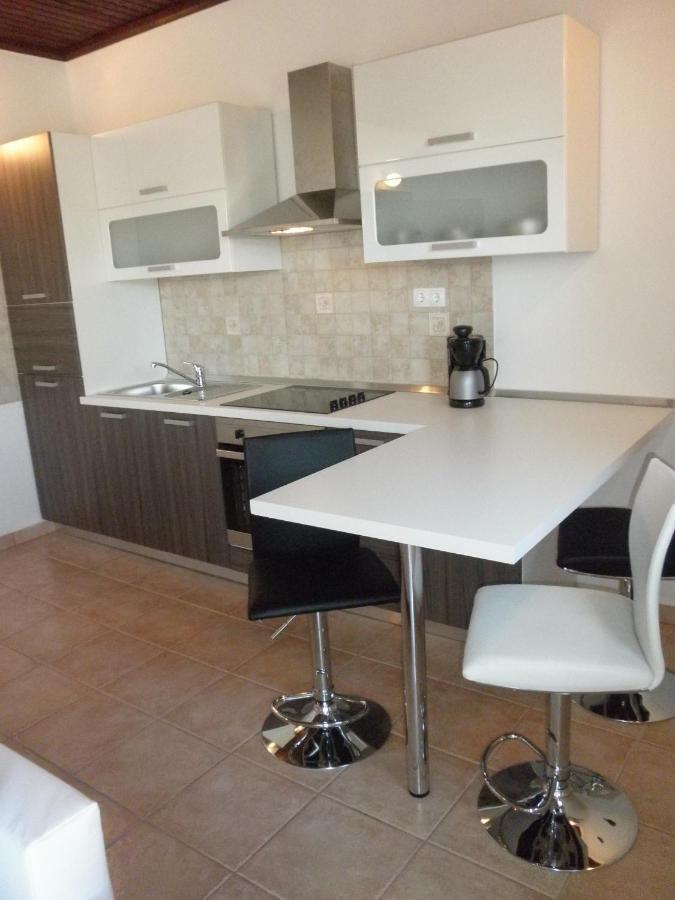 Apartment-Rooms Preka Palit Екстер'єр фото