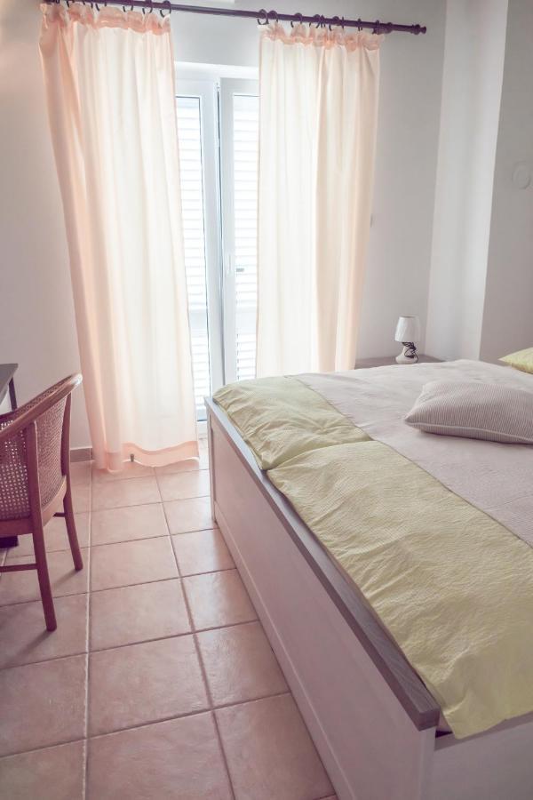 Apartment-Rooms Preka Palit Екстер'єр фото