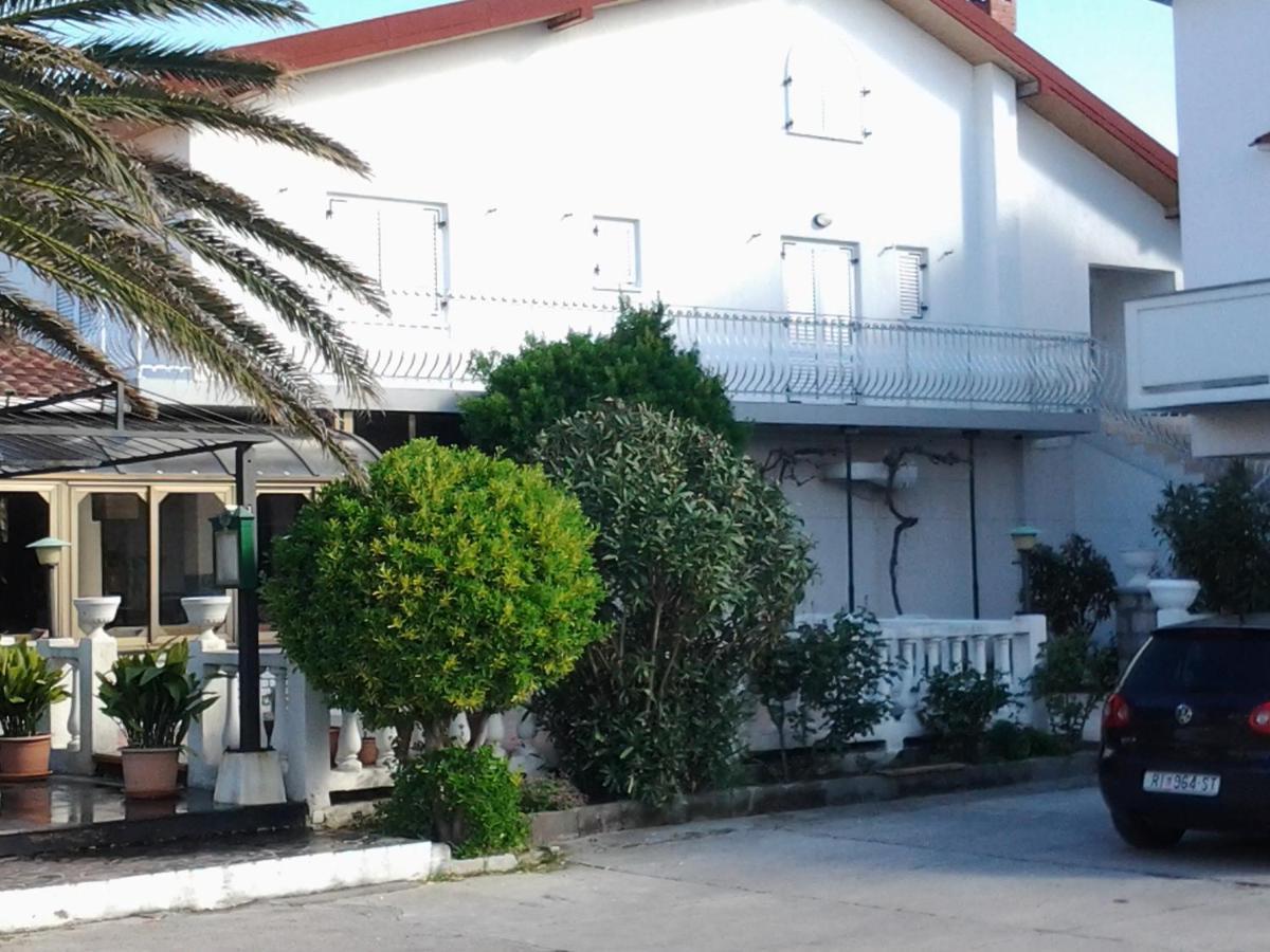 Apartment-Rooms Preka Palit Екстер'єр фото