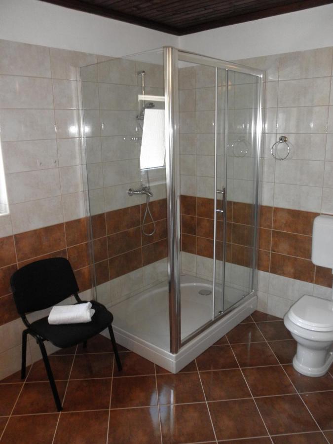 Apartment-Rooms Preka Palit Екстер'єр фото